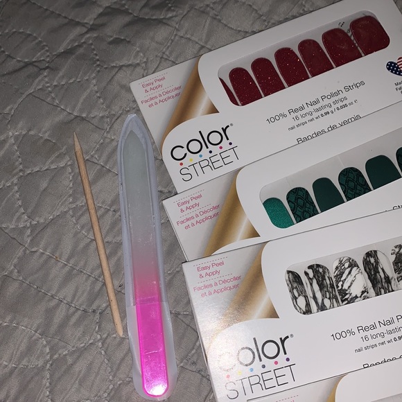 💅Color Street nails 💅2/Colors 💅 - Picture 10 of 16